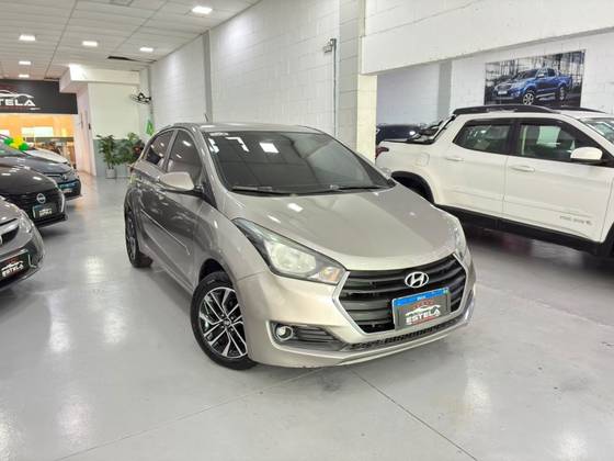 HYUNDAI HB20 1.6 COMFORT PLUS 16V FLEX 4P AUTOMÁTICO HYUNDAI HB20 1.6 COMFORT PLUS 16V FLEX 4P AUTOMÁTICO